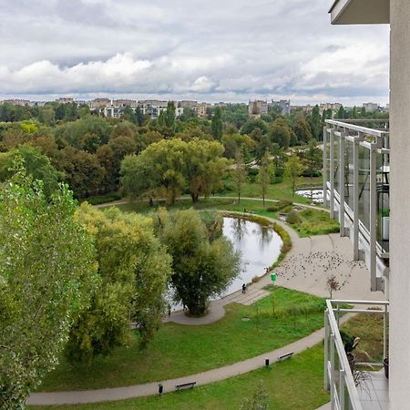 Quiet Apartment Park Edwarda Szymanskiego By Noclegi Renters Varsóvia Exterior foto